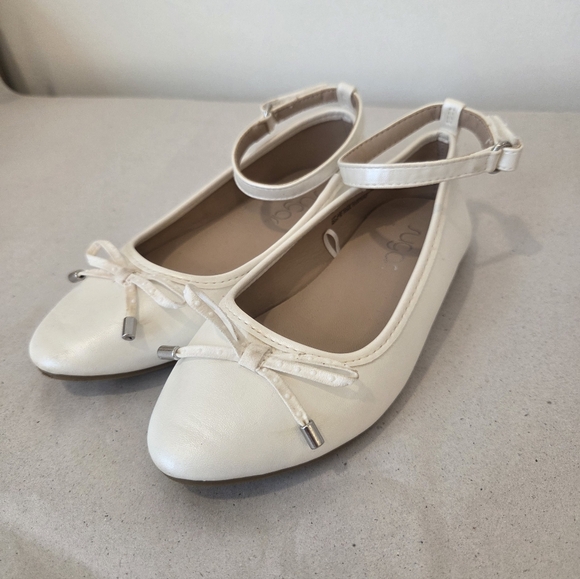 Sugar Lanna Pearl Girls Size 12 Cream White Dress Shoes Formal Wedding Church - Picture 1 of 8